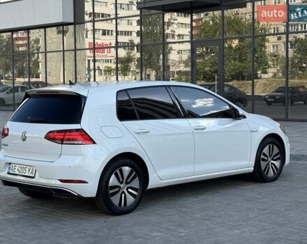 Білий Фольксваген e-Golf, об'ємом двигуна 0 л та пробігом 103 тис. км за 13300 $, фото 6 на Automoto.ua