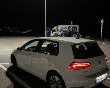 Білий Фольксваген e-Golf, об'ємом двигуна 0 л та пробігом 248 тис. км за 9500 $, фото 8 на Automoto.ua