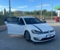 Белый Фольксваген e-Golf, объемом двигателя 0 л и пробегом 132 тыс. км за 12700 $, фото 26 на Automoto.ua