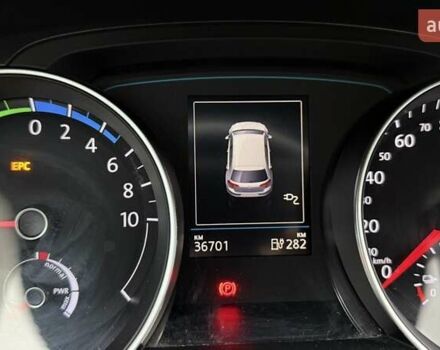 Білий Фольксваген e-Golf, об'ємом двигуна 0 л та пробігом 37 тис. км за 14444 $, фото 15 на Automoto.ua