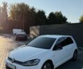 Белый Фольксваген e-Golf, объемом двигателя 0 л и пробегом 132 тыс. км за 12300 $, фото 1 на Automoto.ua