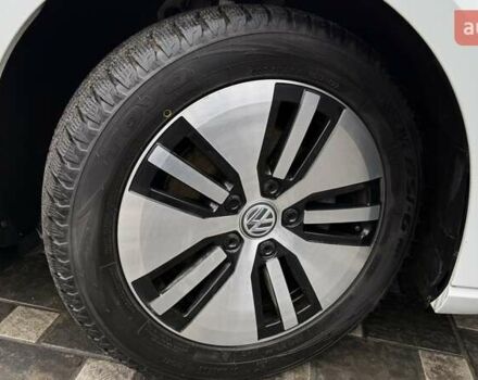 Білий Фольксваген e-Golf, об'ємом двигуна 0 л та пробігом 37 тис. км за 14444 $, фото 8 на Automoto.ua