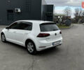 Белый Фольксваген e-Golf, объемом двигателя 0 л и пробегом 126 тыс. км за 12800 $, фото 4 на Automoto.ua