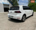Білий Фольксваген e-Golf, об'ємом двигуна 0 л та пробігом 142 тис. км за 13999 $, фото 4 на Automoto.ua