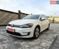 Белый Фольксваген e-Golf, объемом двигателя 0 л и пробегом 65 тыс. км за 14000 $, фото 1 на Automoto.ua