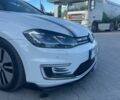 Белый Фольксваген e-Golf, объемом двигателя 0 л и пробегом 132 тыс. км за 12700 $, фото 22 на Automoto.ua