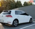 Белый Фольксваген e-Golf, объемом двигателя 0 л и пробегом 132 тыс. км за 12300 $, фото 11 на Automoto.ua