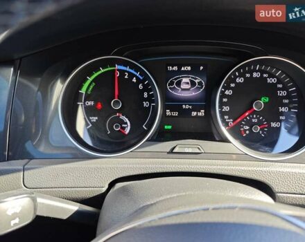 Білий Фольксваген e-Golf, об'ємом двигуна 0 л та пробігом 96 тис. км за 13150 $, фото 23 на Automoto.ua