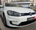 Белый Фольксваген e-Golf, объемом двигателя 0 л и пробегом 33 тыс. км за 16490 $, фото 9 на Automoto.ua