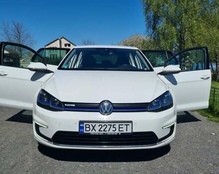 Белый Фольксваген e-Golf, объемом двигателя 0 л и пробегом 136 тыс. км за 19500 $, фото 7 на Automoto.ua