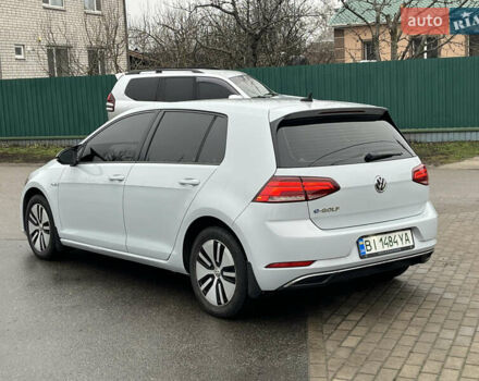 Белый Фольксваген e-Golf, объемом двигателя 0 л и пробегом 142 тыс. км за 12500 $, фото 3 на Automoto.ua