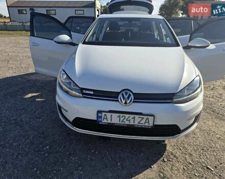 Белый Фольксваген e-Golf, объемом двигателя 0 л и пробегом 130 тыс. км за 11400 $, фото 19 на Automoto.ua