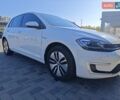 Білий Фольксваген e-Golf, об'ємом двигуна 0 л та пробігом 96 тис. км за 13150 $, фото 5 на Automoto.ua