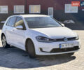 Белый Фольксваген e-Golf, объемом двигателя 0 л и пробегом 65 тыс. км за 11900 $, фото 2 на Automoto.ua