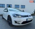 Белый Фольксваген e-Golf, объемом двигателя 0 л и пробегом 115 тыс. км за 13500 $, фото 1 на Automoto.ua