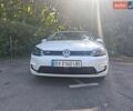 Білий Фольксваген e-Golf, об'ємом двигуна 0 л та пробігом 61 тис. км за 13450 $, фото 5 на Automoto.ua