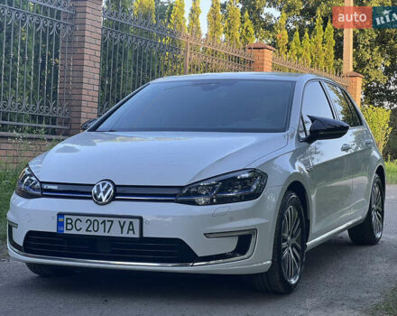 Білий Фольксваген e-Golf, об'ємом двигуна 0 л та пробігом 74 тис. км за 15200 $, фото 15 на Automoto.ua