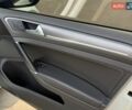 Белый Фольксваген e-Golf, объемом двигателя 0 л и пробегом 88 тыс. км за 12700 $, фото 29 на Automoto.ua