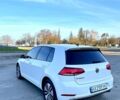 Белый Фольксваген e-Golf, объемом двигателя 0 л и пробегом 121 тыс. км за 11900 $, фото 5 на Automoto.ua