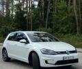 Белый Фольксваген e-Golf, объемом двигателя 0 л и пробегом 116 тыс. км за 14100 $, фото 1 на Automoto.ua