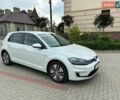 Белый Фольксваген e-Golf, объемом двигателя 0 л и пробегом 105 тыс. км за 12500 $, фото 2 на Automoto.ua