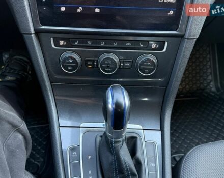 Білий Фольксваген e-Golf, об'ємом двигуна 0 л та пробігом 103 тис. км за 12800 $, фото 19 на Automoto.ua