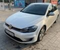 Белый Фольксваген e-Golf, объемом двигателя 0 л и пробегом 141 тыс. км за 12500 $, фото 1 на Automoto.ua