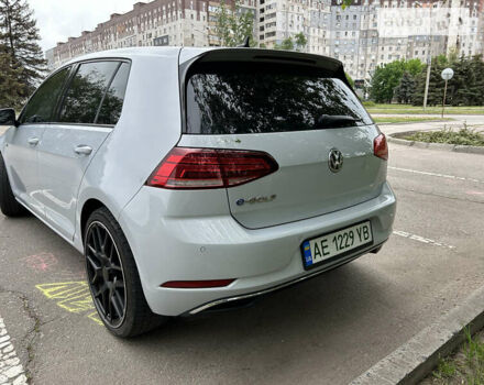 Білий Фольксваген e-Golf, об'ємом двигуна 0 л та пробігом 75 тис. км за 14500 $, фото 9 на Automoto.ua