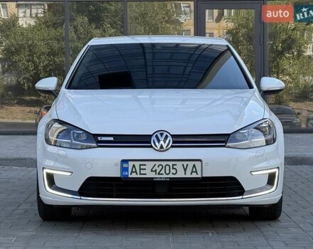 Білий Фольксваген e-Golf, об'ємом двигуна 0 л та пробігом 103 тис. км за 13300 $, фото 2 на Automoto.ua