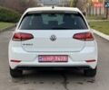 Белый Фольксваген e-Golf, объемом двигателя 0 л и пробегом 129 тыс. км за 11950 $, фото 17 на Automoto.ua