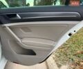 Белый Фольксваген e-Golf, объемом двигателя 0 л и пробегом 156 тыс. км за 13700 $, фото 14 на Automoto.ua
