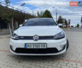 Белый Фольксваген e-Golf, объемом двигателя 0 л и пробегом 107 тыс. км за 13800 $, фото 2 на Automoto.ua