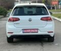 Белый Фольксваген e-Golf, объемом двигателя 0 л и пробегом 129 тыс. км за 11950 $, фото 2 на Automoto.ua