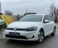 Белый Фольксваген e-Golf, объемом двигателя 0 л и пробегом 74 тыс. км за 15450 $, фото 1 на Automoto.ua