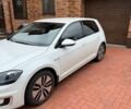 Белый Фольксваген e-Golf, объемом двигателя 0 л и пробегом 129 тыс. км за 12400 $, фото 1 на Automoto.ua