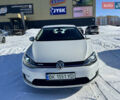 Белый Фольксваген e-Golf, объемом двигателя 0 л и пробегом 117 тыс. км за 11700 $, фото 10 на Automoto.ua