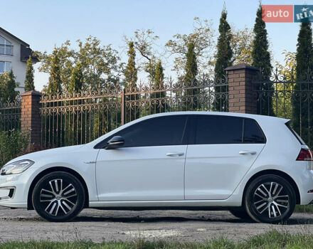 Білий Фольксваген e-Golf, об'ємом двигуна 0 л та пробігом 74 тис. км за 15200 $, фото 11 на Automoto.ua