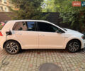 Белый Фольксваген e-Golf, объемом двигателя 0 л и пробегом 74 тыс. км за 11300 $, фото 6 на Automoto.ua