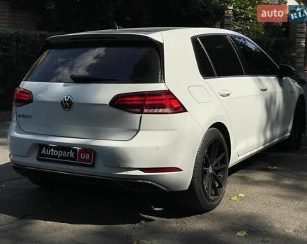 Білий Фольксваген e-Golf, об'ємом двигуна 0 л та пробігом 110 тис. км за 13530 $, фото 8 на Automoto.ua