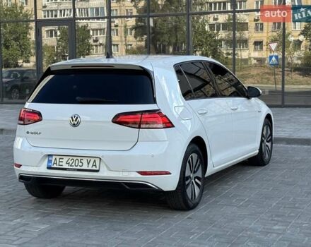 Білий Фольксваген e-Golf, об'ємом двигуна 0 л та пробігом 103 тис. км за 13300 $, фото 11 на Automoto.ua
