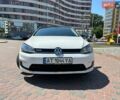 Белый Фольксваген e-Golf, объемом двигателя 0 л и пробегом 50 тыс. км за 11500 $, фото 26 на Automoto.ua