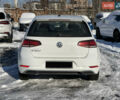 Белый Фольксваген e-Golf, объемом двигателя 0 л и пробегом 56 тыс. км за 11600 $, фото 4 на Automoto.ua
