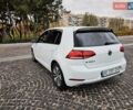 Белый Фольксваген e-Golf, объемом двигателя 0 л и пробегом 101 тыс. км за 12499 $, фото 6 на Automoto.ua