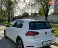 Белый Фольксваген e-Golf, объемом двигателя 0 л и пробегом 58 тыс. км за 16500 $, фото 1 на Automoto.ua