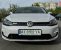 Белый Фольксваген e-Golf, объемом двигателя 0 л и пробегом 78 тыс. км за 14000 $, фото 32 на Automoto.ua