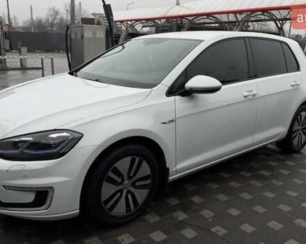 Білий Фольксваген e-Golf, об'ємом двигуна 0 л та пробігом 37 тис. км за 14444 $, фото 7 на Automoto.ua