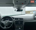 Белый Фольксваген e-Golf, объемом двигателя 0 л и пробегом 95 тыс. км за 11800 $, фото 11 на Automoto.ua