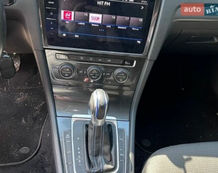 Білий Фольксваген e-Golf, об'ємом двигуна 0 л та пробігом 99 тис. км за 14500 $, фото 9 на Automoto.ua