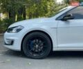 Білий Фольксваген e-Golf, об'ємом двигуна 0 л та пробігом 110 тис. км за 13530 $, фото 2 на Automoto.ua
