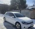 Белый Фольксваген e-Golf, объемом двигателя 0 л и пробегом 167 тыс. км за 12500 $, фото 1 на Automoto.ua